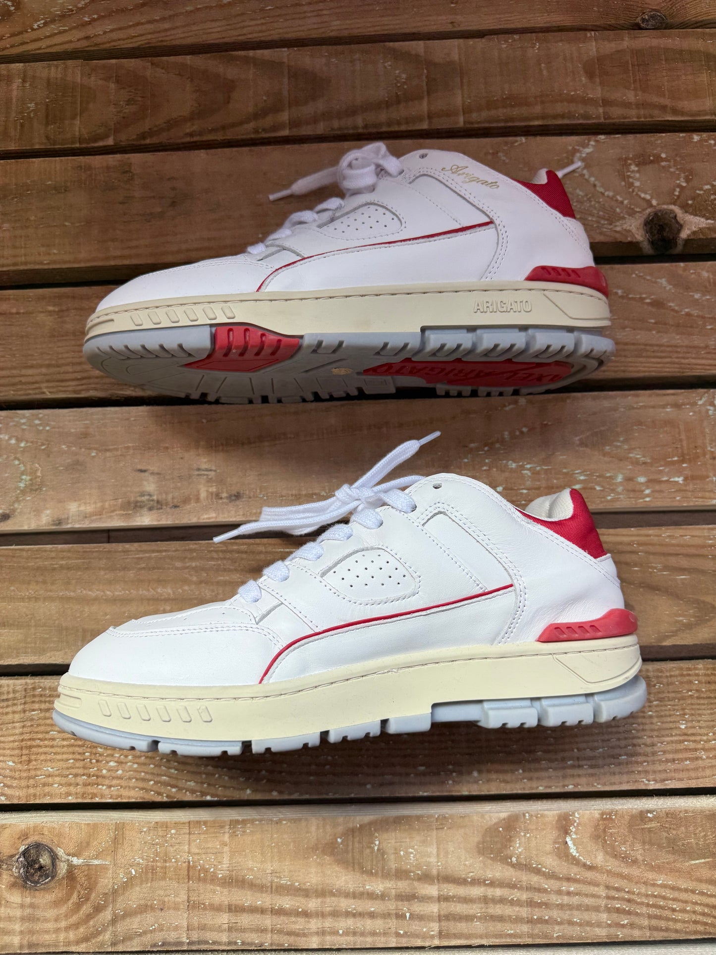 Axel Arigato Red and white trainers/ sneakers. UK6.5. EU40