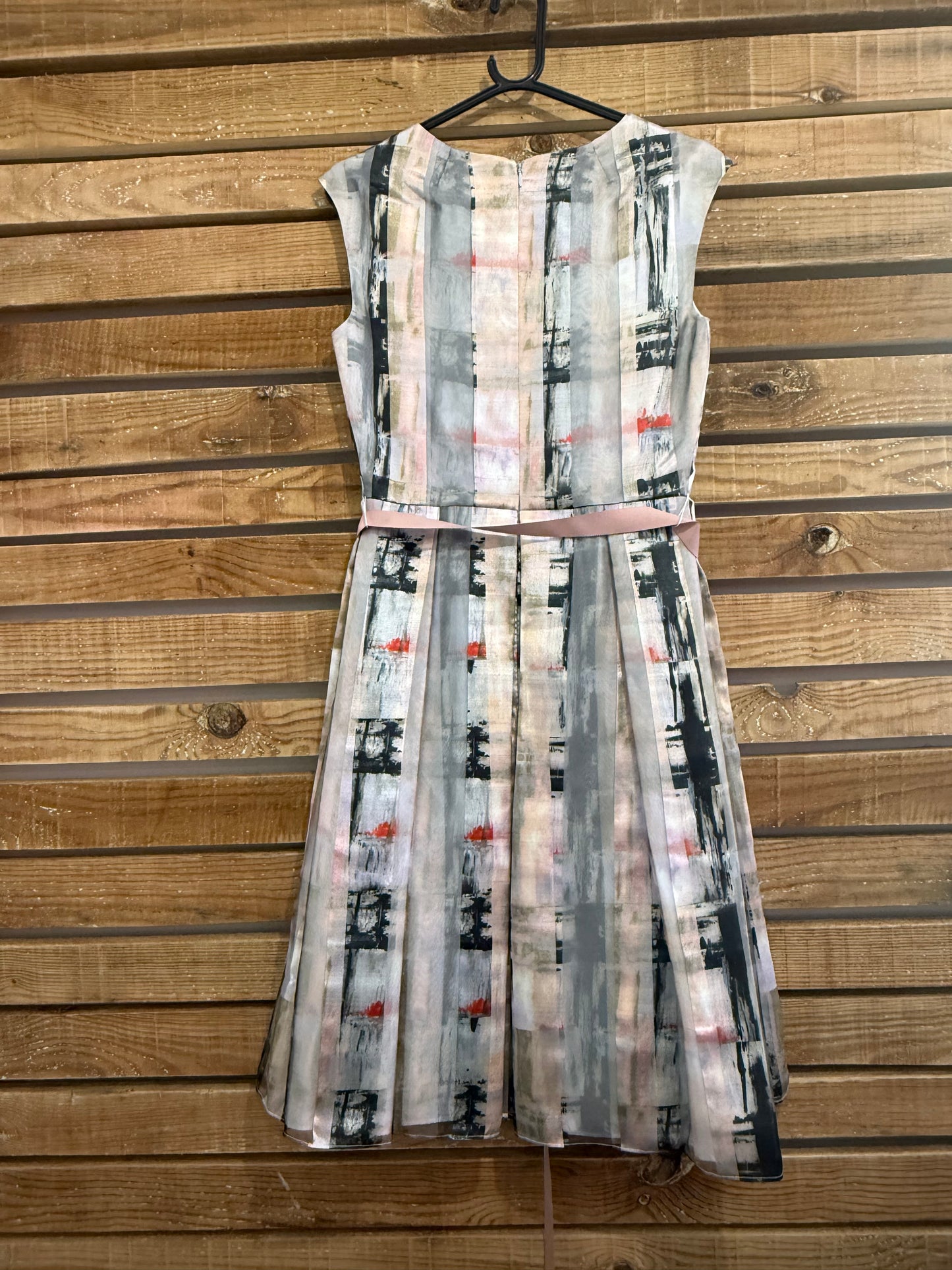 BNWT Phase Eight swing dress, 50s style. Size 10.