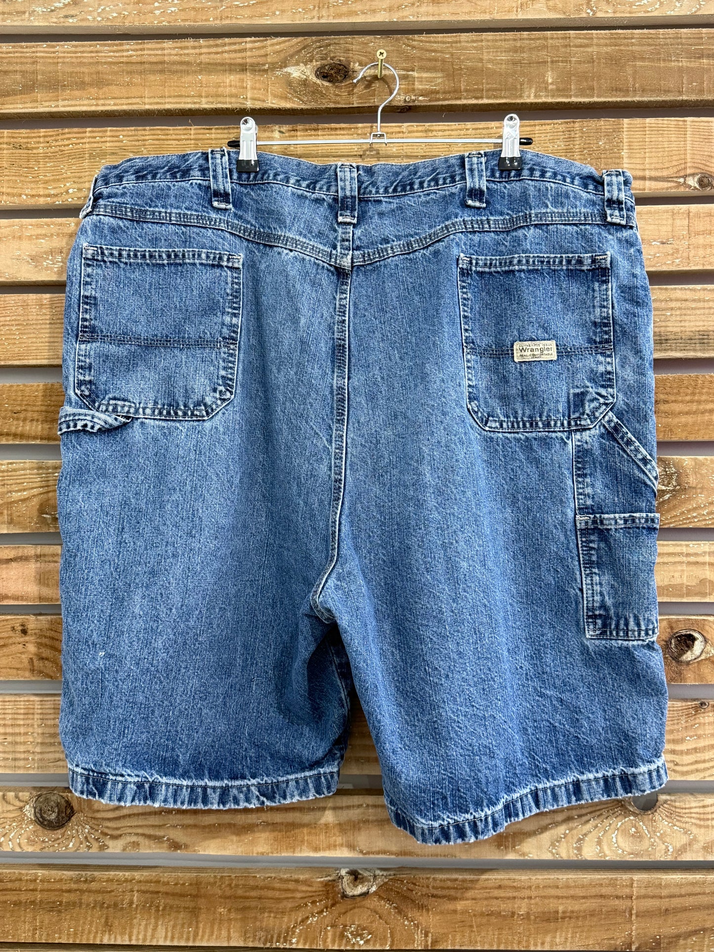 Vintage 90s Wrangler carpenter blue denim shorts. Baggy/ skater. Waist 48”