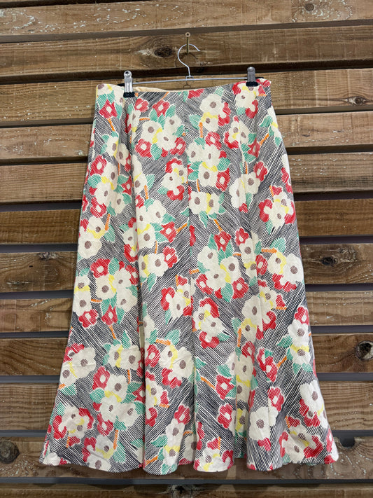 Vintage 80s, 40s style, Aquascutum Novelty floral print skirt. Summer. Size 10.