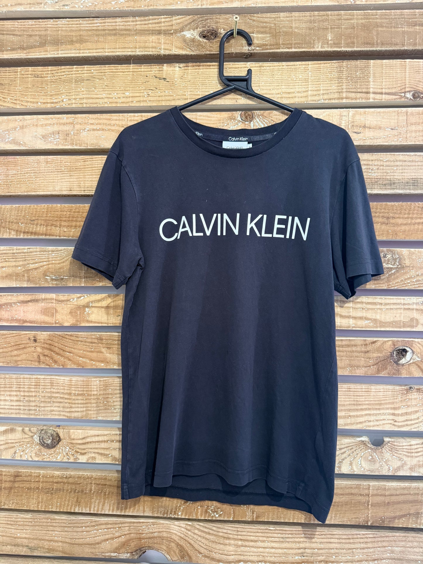 Vintage Y2K Calvin Klein logo T-shirt. Black. Size Medium.