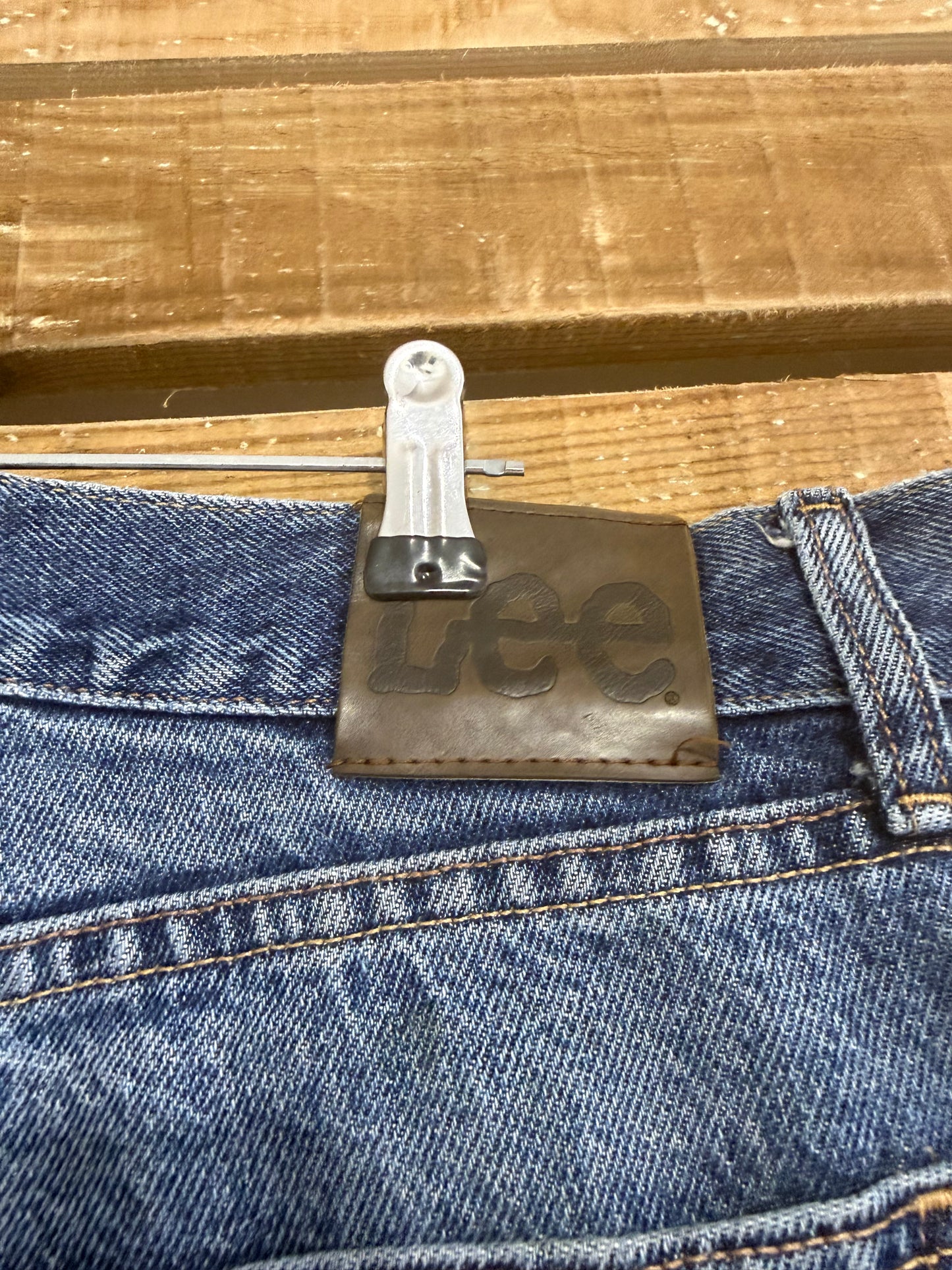 Vintage 90s Lee jeans. Blue. 32” waist, 29.5” leg.