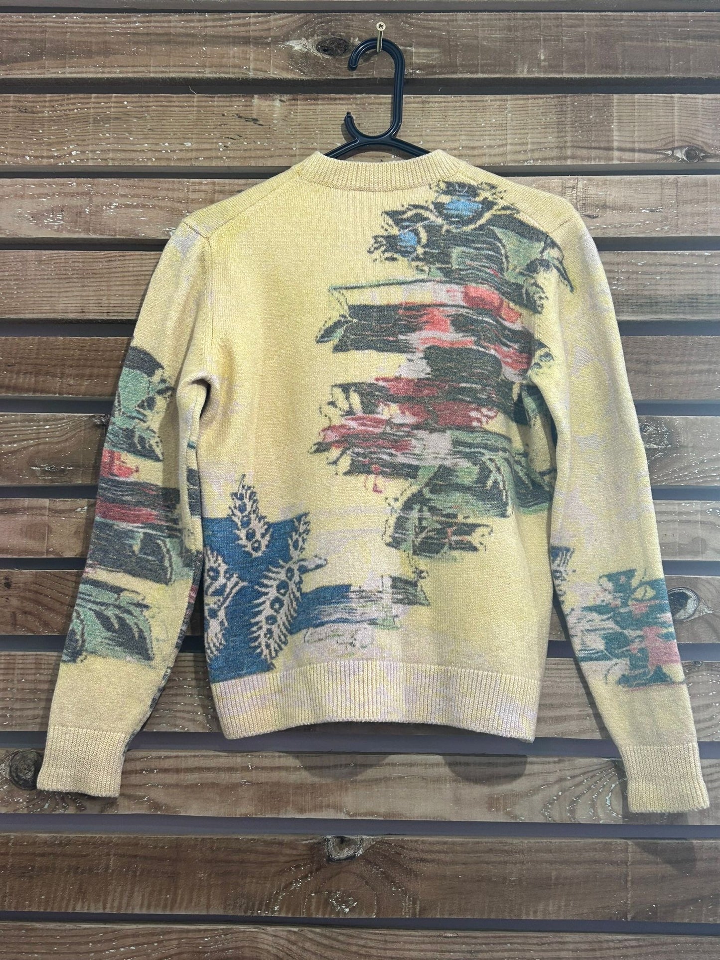 Dunhill Abstract Florals winter knit jumper/ sweater. Ski/ Christmas. Size small.