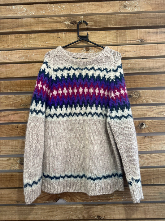 Vintage 80s handmade fairisle Nepal 100% wool jumper. Size Medium