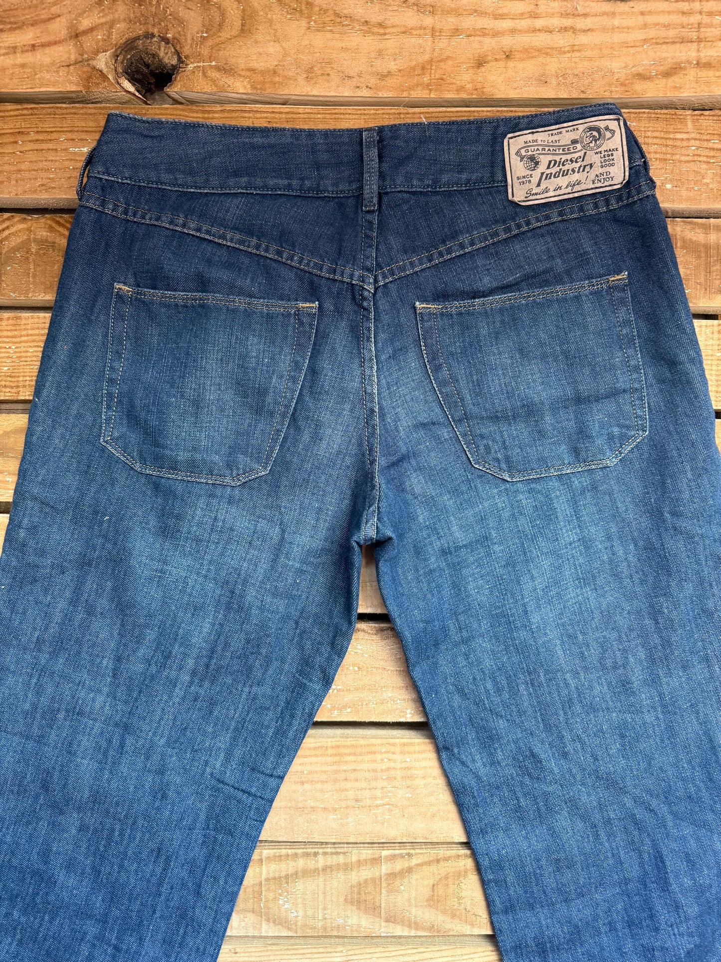 Vintage Y2K Diesel flared jeans. 70s style. Size UK12, Waist 32”