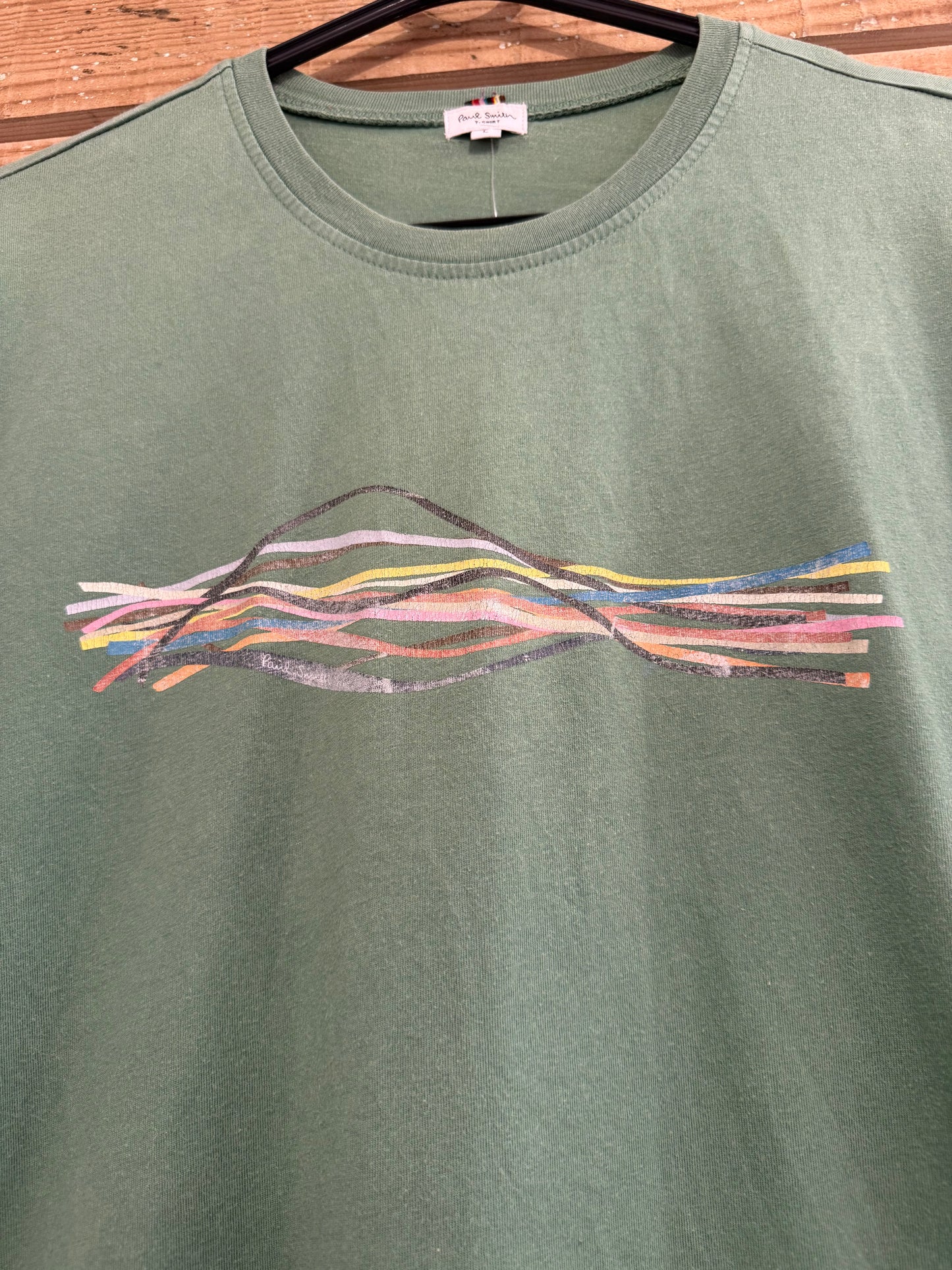 Vintage Y2K Paul Smith print motif T-shirt. Green. Size Large.