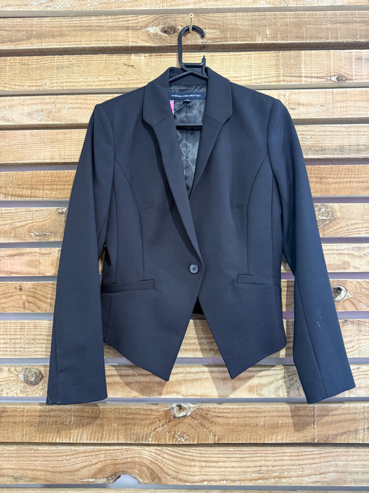 Vintage Y2K French Connection tuxedo button up blazer jacket. Size 10