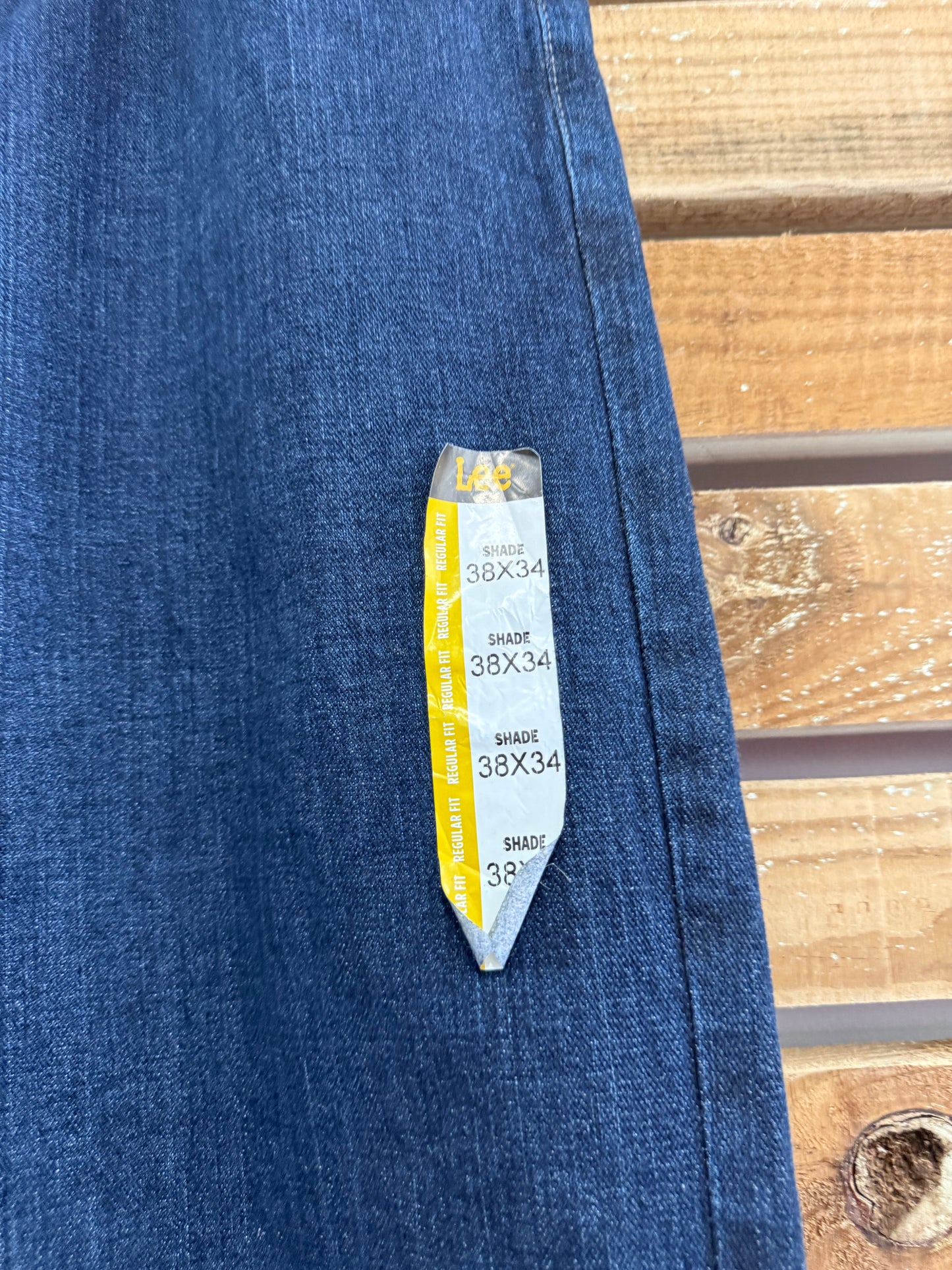 Vintage Y2K Deadstock Lee jeans. BNWT. Waist 38” Leg 34”