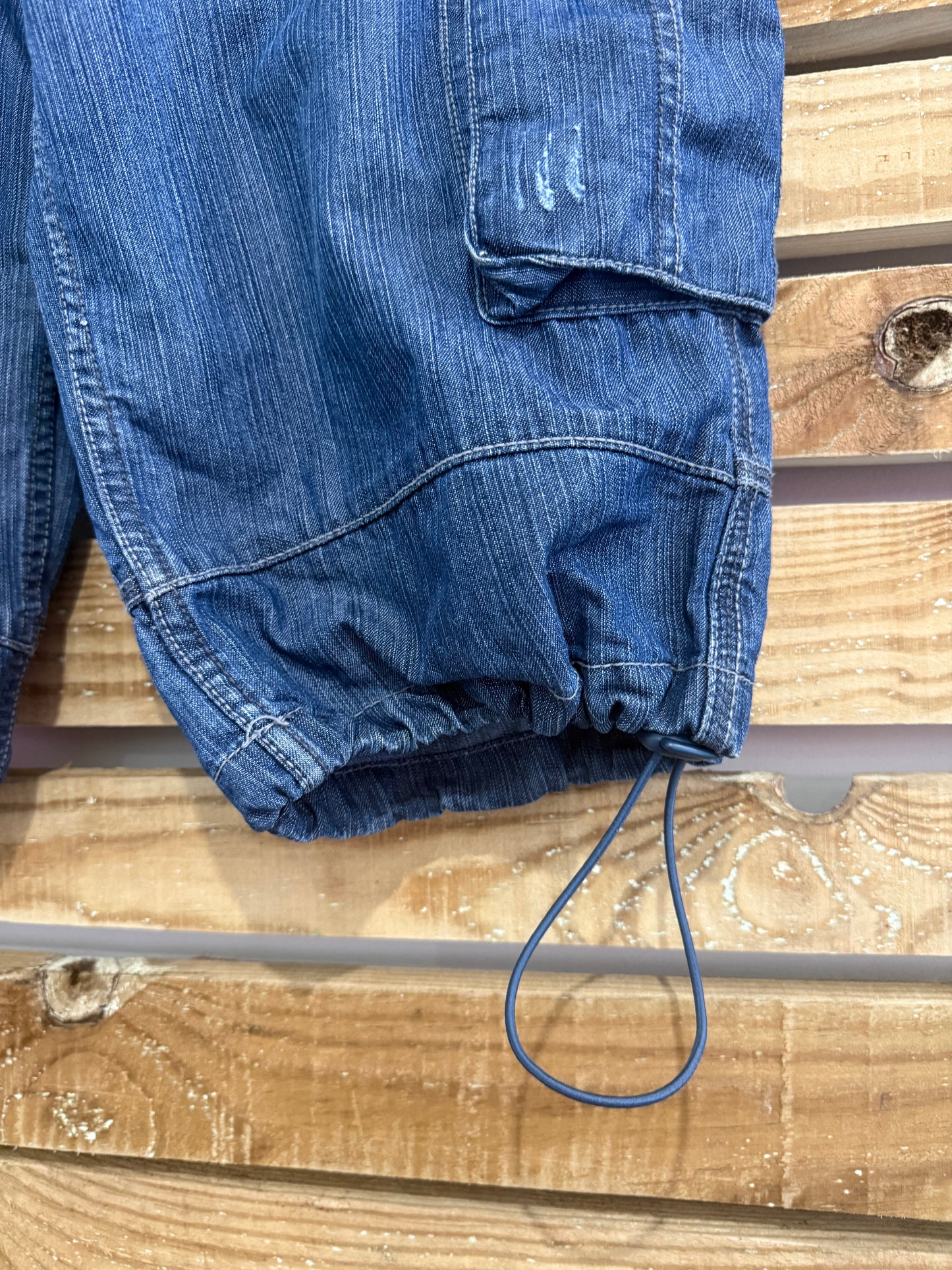 Vintage Y2K denim jorts/ shorts. Grunge/ Skate. 34” waist.