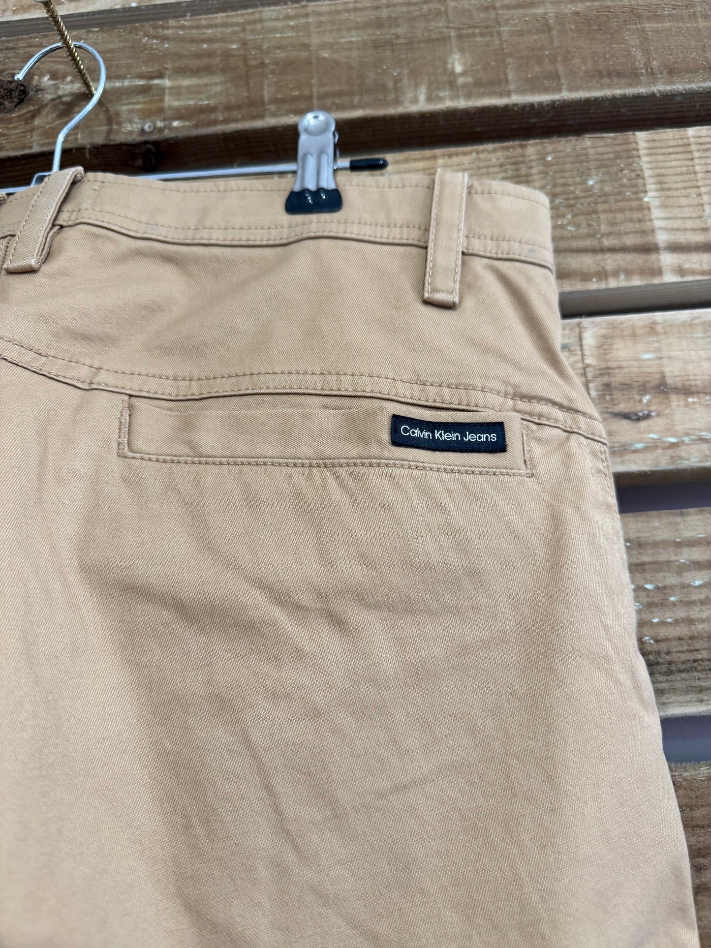 Calvin Klein cargo jeans pants/ trousers. Beige. 31” waist, 31” leg.