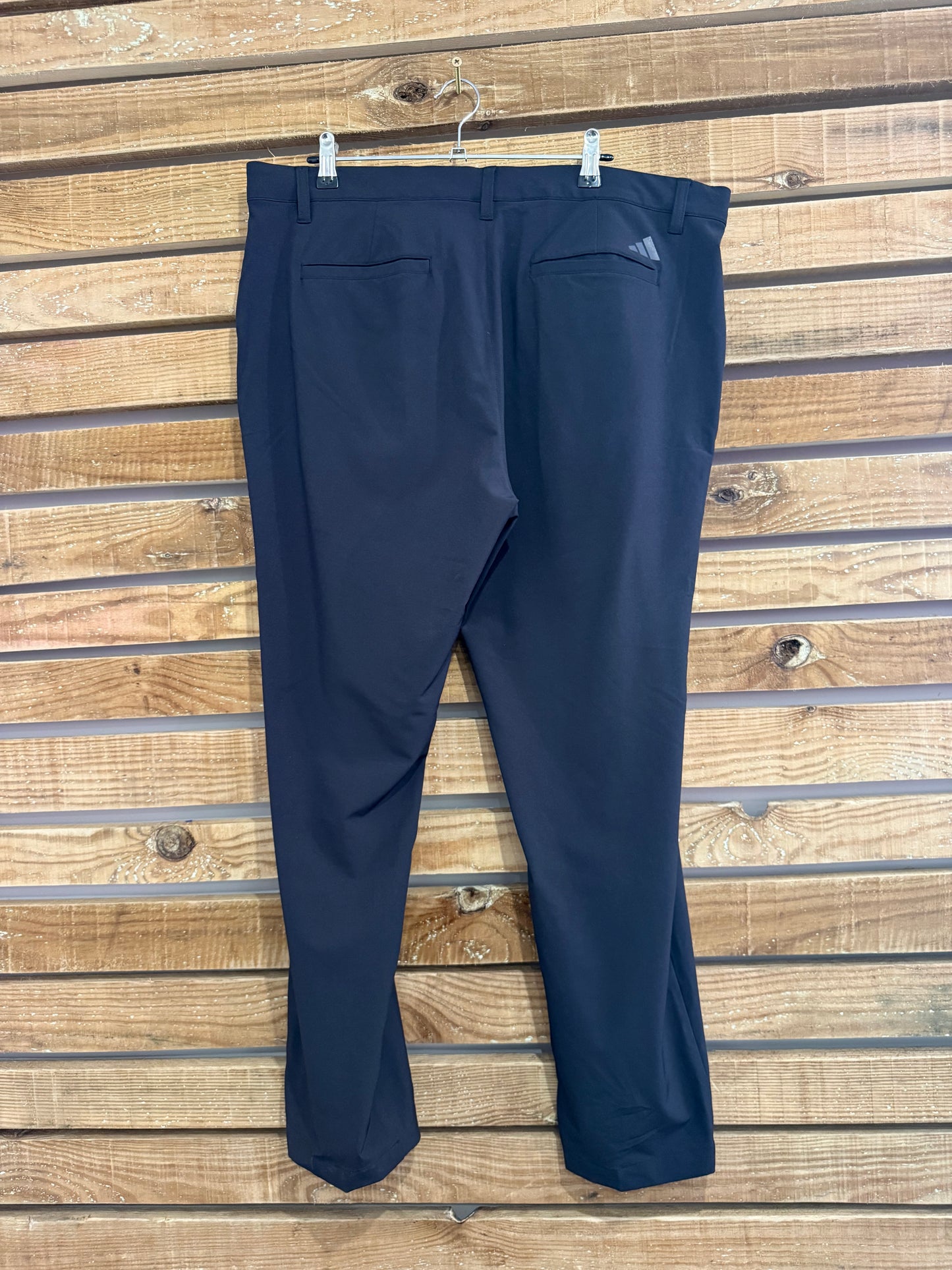 Adidas Ultimate365 tapered golf pants/ trousers. Black. Waist: 36” Leg: 30”