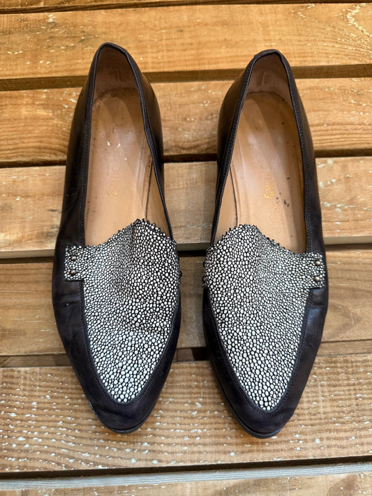 Russell & Bromley Loafer flat shoes. Black & White. EU37. UK4