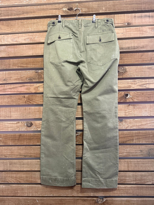 Vintage 90s Army combat khaki trousers. Khaki. 34” waist, 32” leg.
