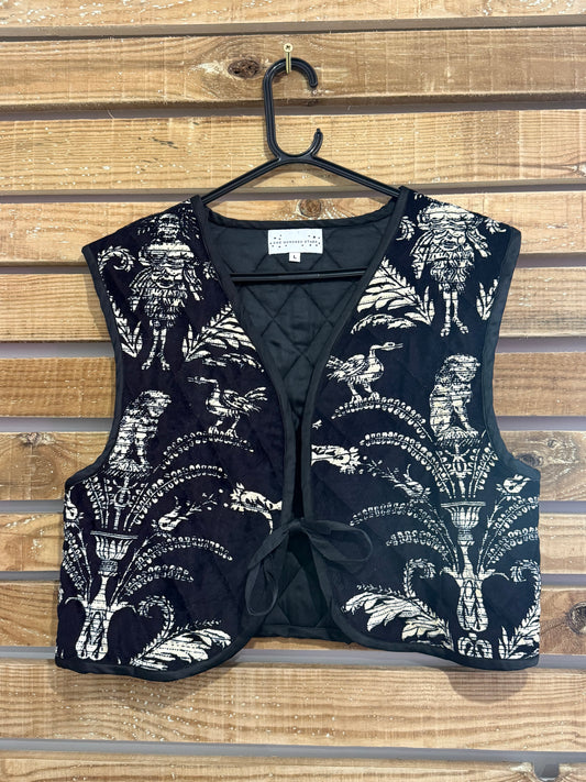 One Hundred Stars quilted velour Baroque print Waistcoat/ Gilet Jacket. Size Large