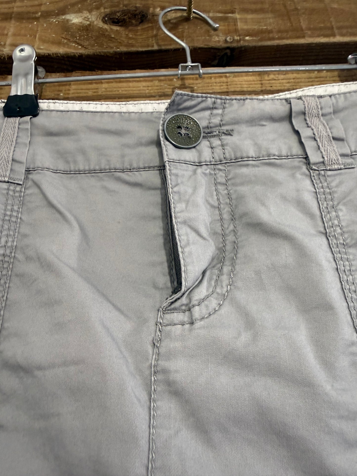 Vintage Y2K Cargo mini skirt. Rave/ holiday/ summer. Size 14-16