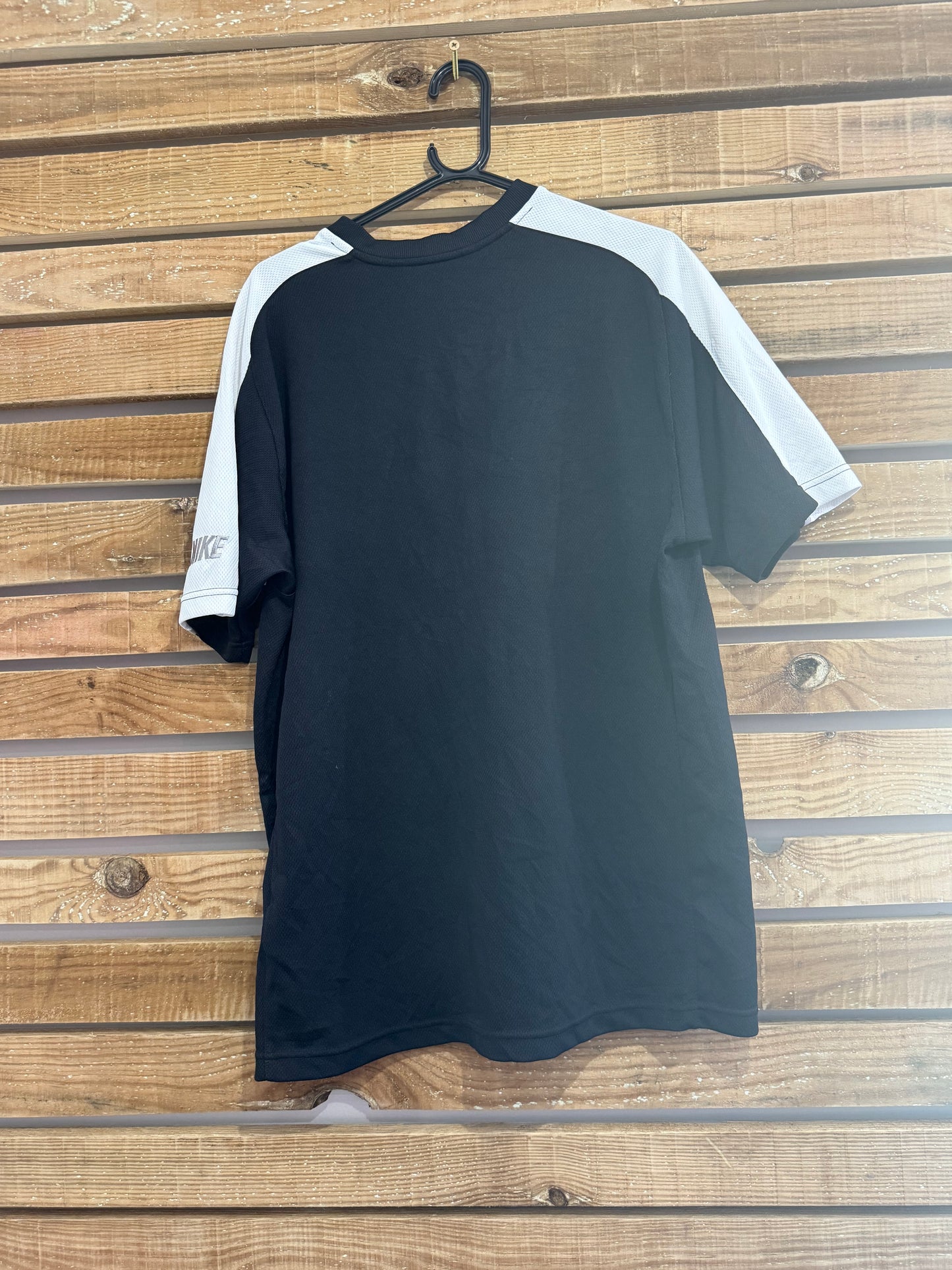 Vintage 90s Nike sports top/ t-shirt. Size XL.