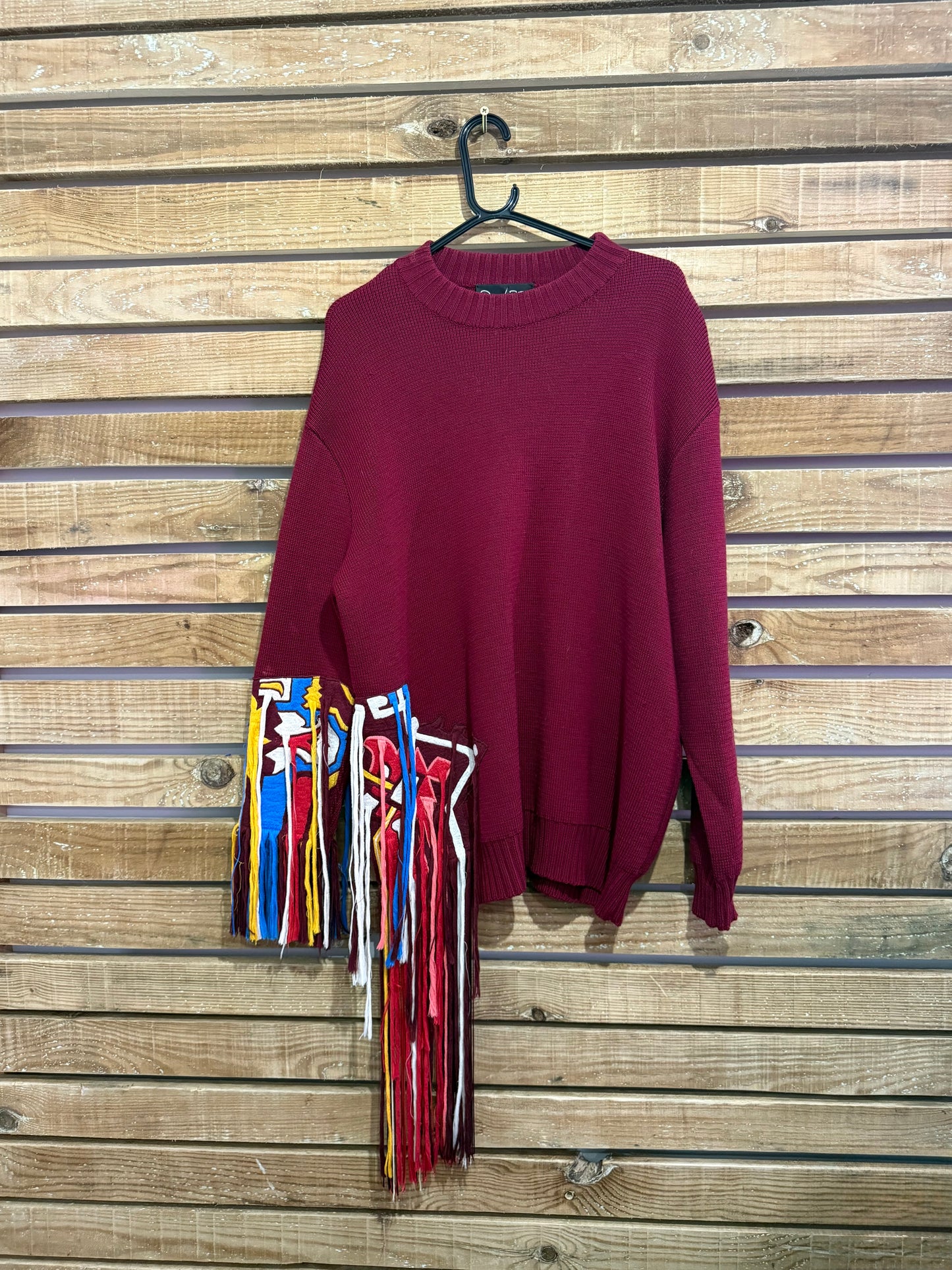 Oscar de la Renta yarn fringe jumper/sweater. Size Medium.