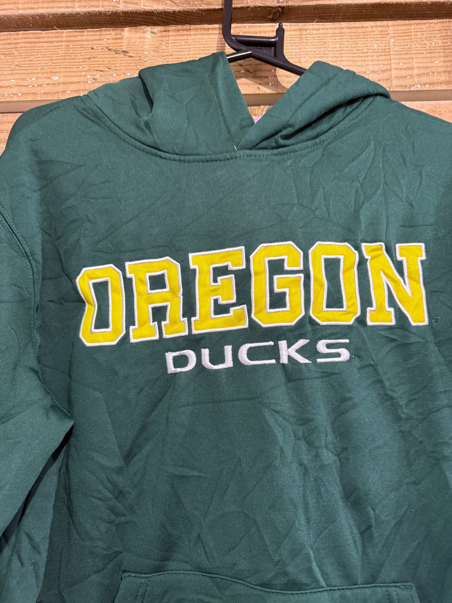 Vintage Y2K NCAA Oregon Ducks hoodie/ hooded sweater. Green. Size Medium.