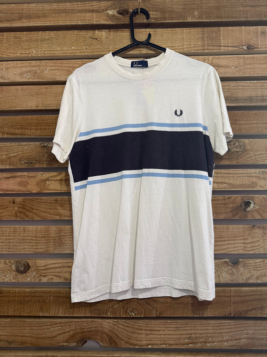 Vintage 90s Fred Perry top/ t-shirt. Size Medium.