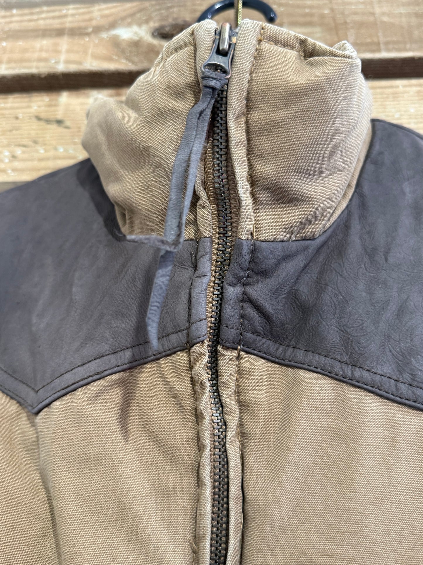 Massimo Dutti western style Sleeveless jacket/ Gilet/ body warmer. Size small