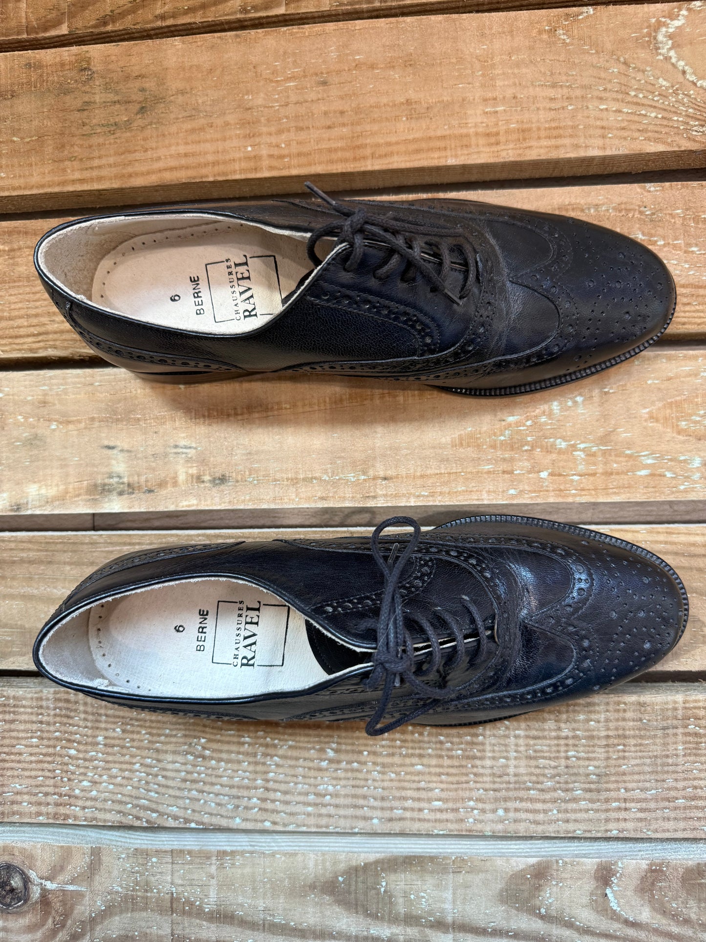 Ravel brogue leather shoes. Brand new. Black. Size UK6 EU39.