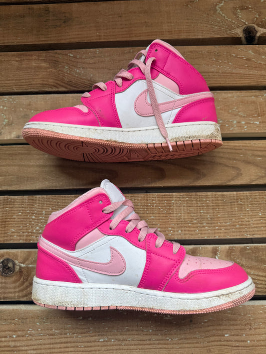 Nike Jordan Barbie High top Trainers/ sneakers. Size 38 (UK5) pink and white.
