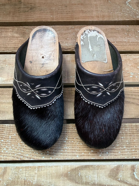 Penelope Chilvers pony wood clogs/ mules. Black/ Brown. Size EU38, UK5