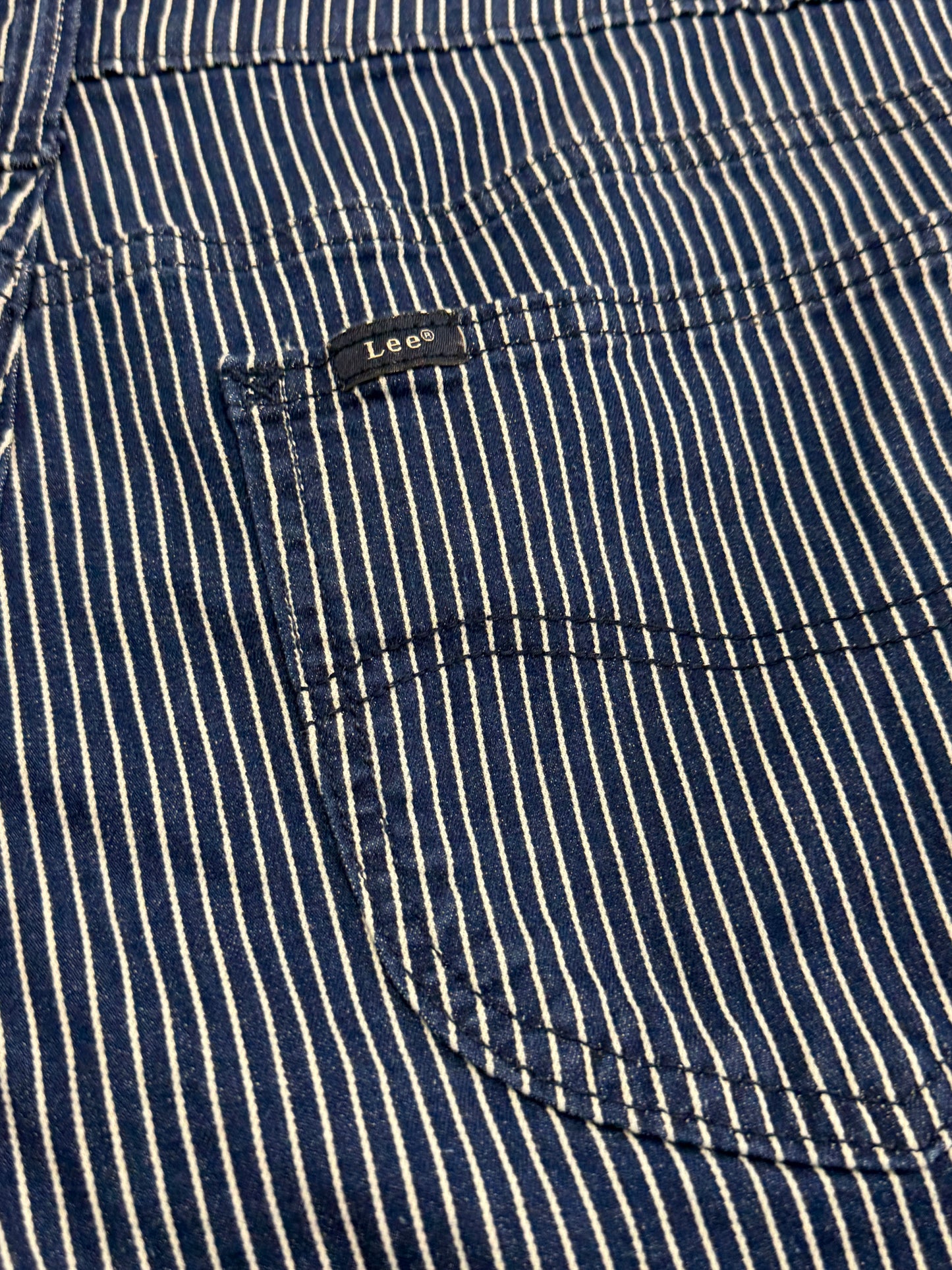 Vintage 90s Lee pinstriped blue denim shorts. Summer/ holiday. UK20, Waist 40” plus size.