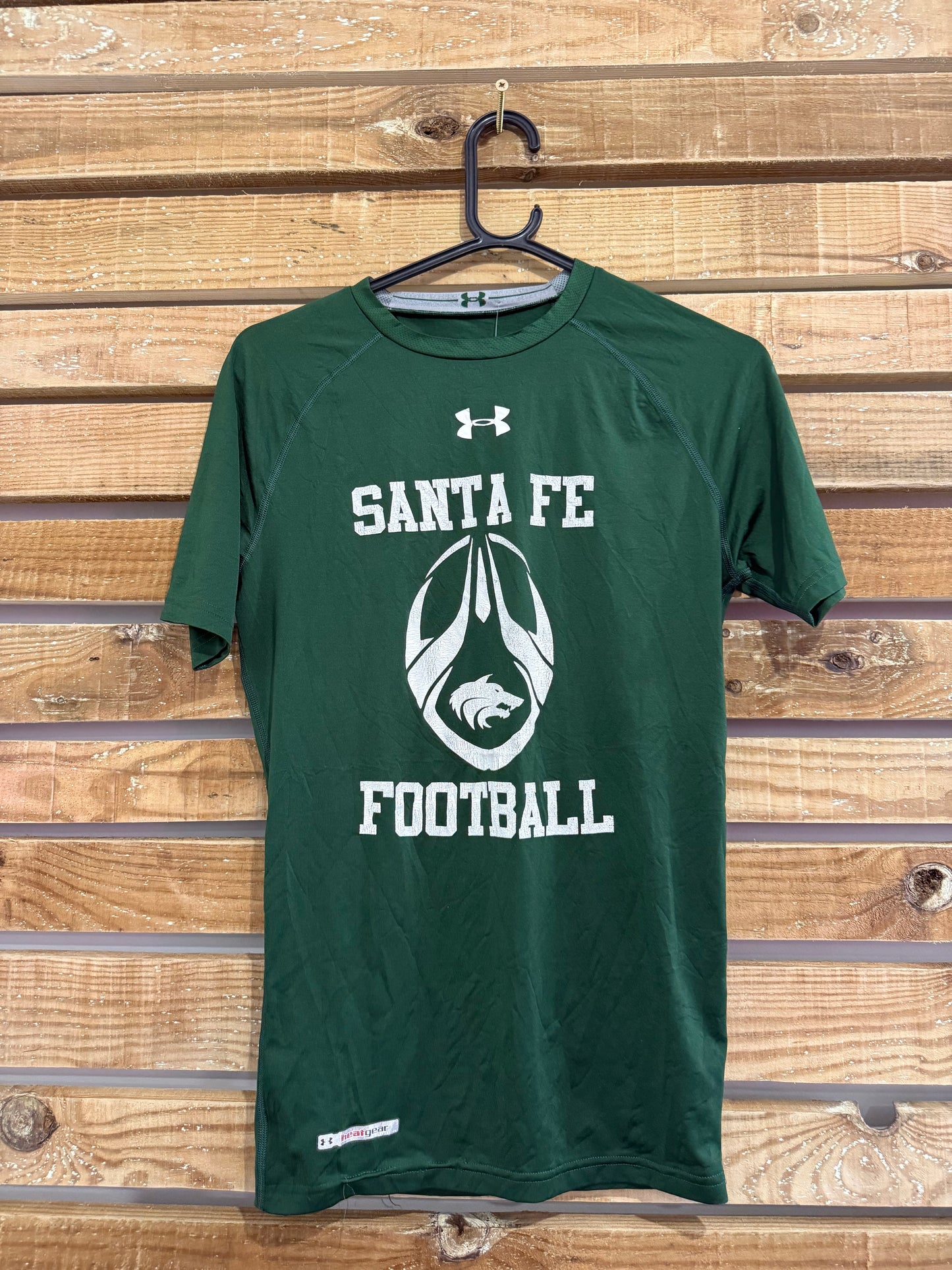 Vintage Y2K Santa Fe Under Armour USA American spell-out football top/ t-shirt. Size XS.