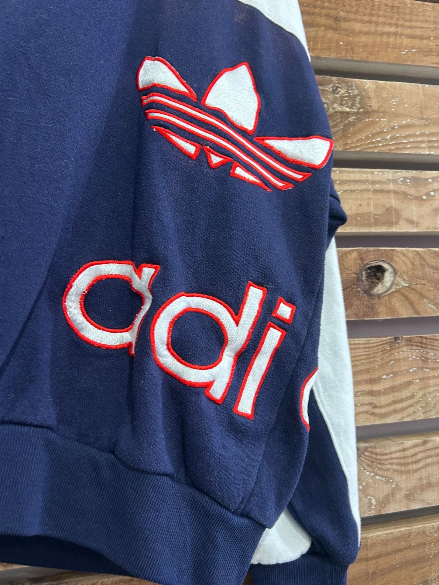 Vintage 80s RARE Adidas white sweater/ sweatshirt. Size Large