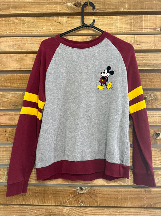 Vintage Y2K Disney Mickey Mouse sweater. USA. Size Medium. Grey