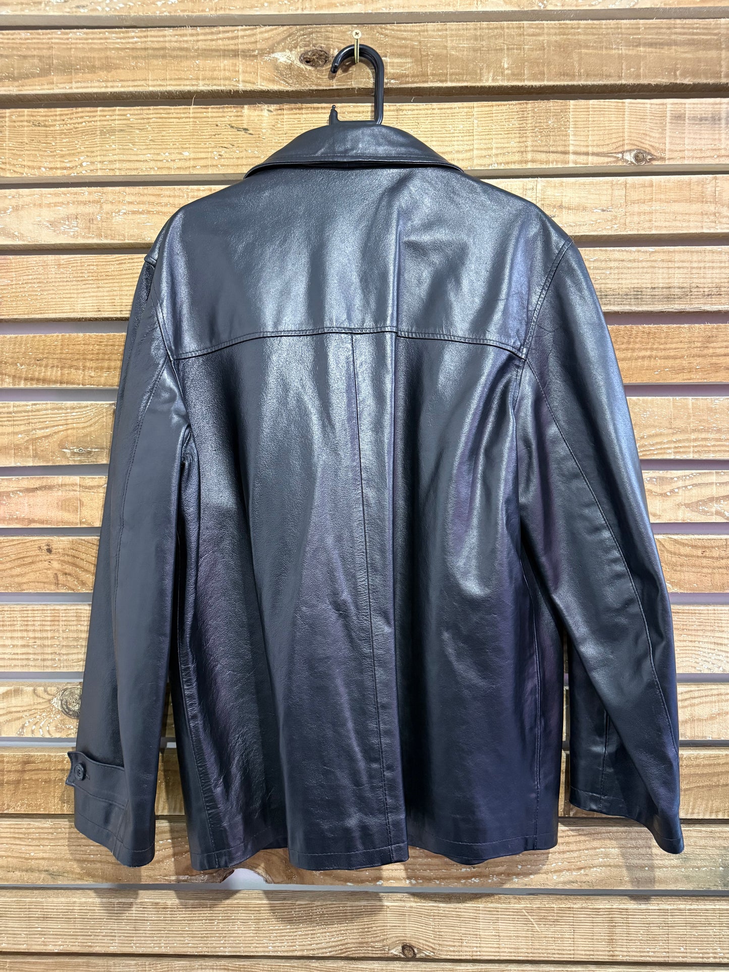 Vintage 90s leather field jacket. Black. Size Large.
