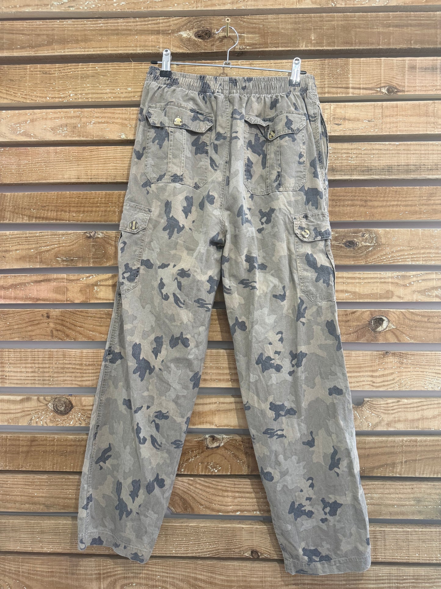 Vintage 90s Camo trousers/ pants. Waist 27-34” Fishing/ Festival/Summer.