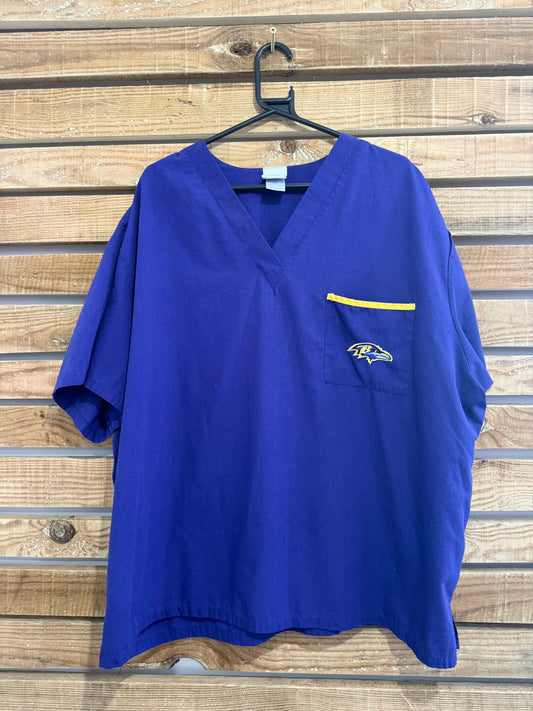 Vintage Y2K NFL Baltimore Ravens Scrub Top. Size 2XL