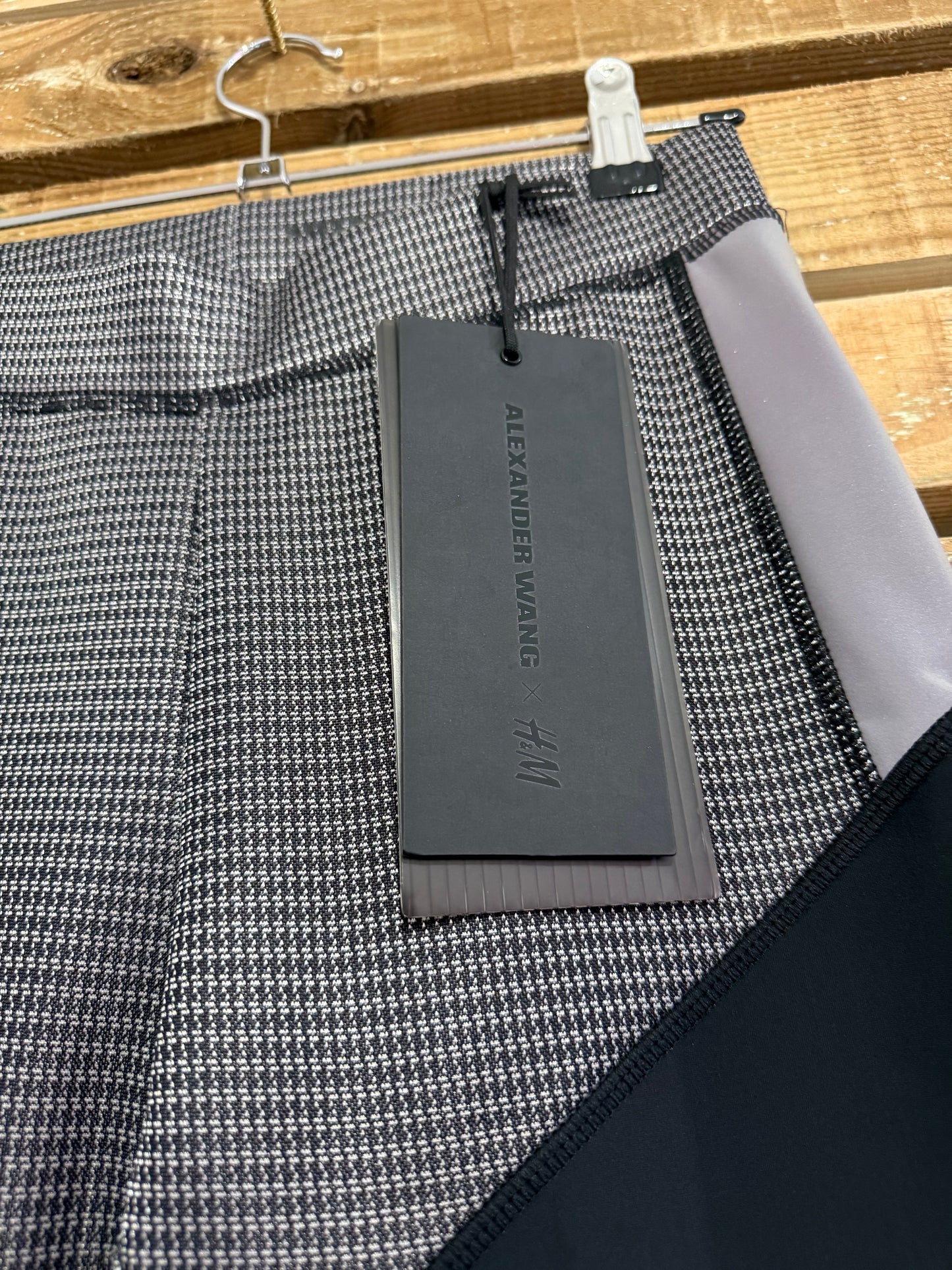 BNWT Alexander Wang x H&M leggings. Black. Size 8. Gym/ yoga/ rave.