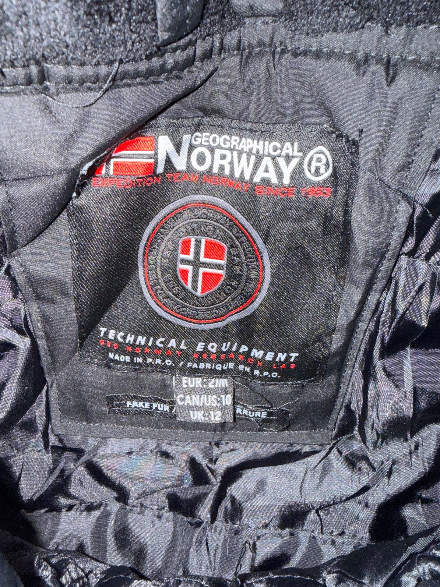 Geographical Norway 1/4 zip windbreaker/ anorak jacket/ coat. Size 12.