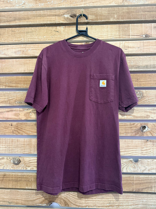 Carhartt logo pocket t-shirt. Burgundy. Workwear/ cowboy/ USA. Size Small.