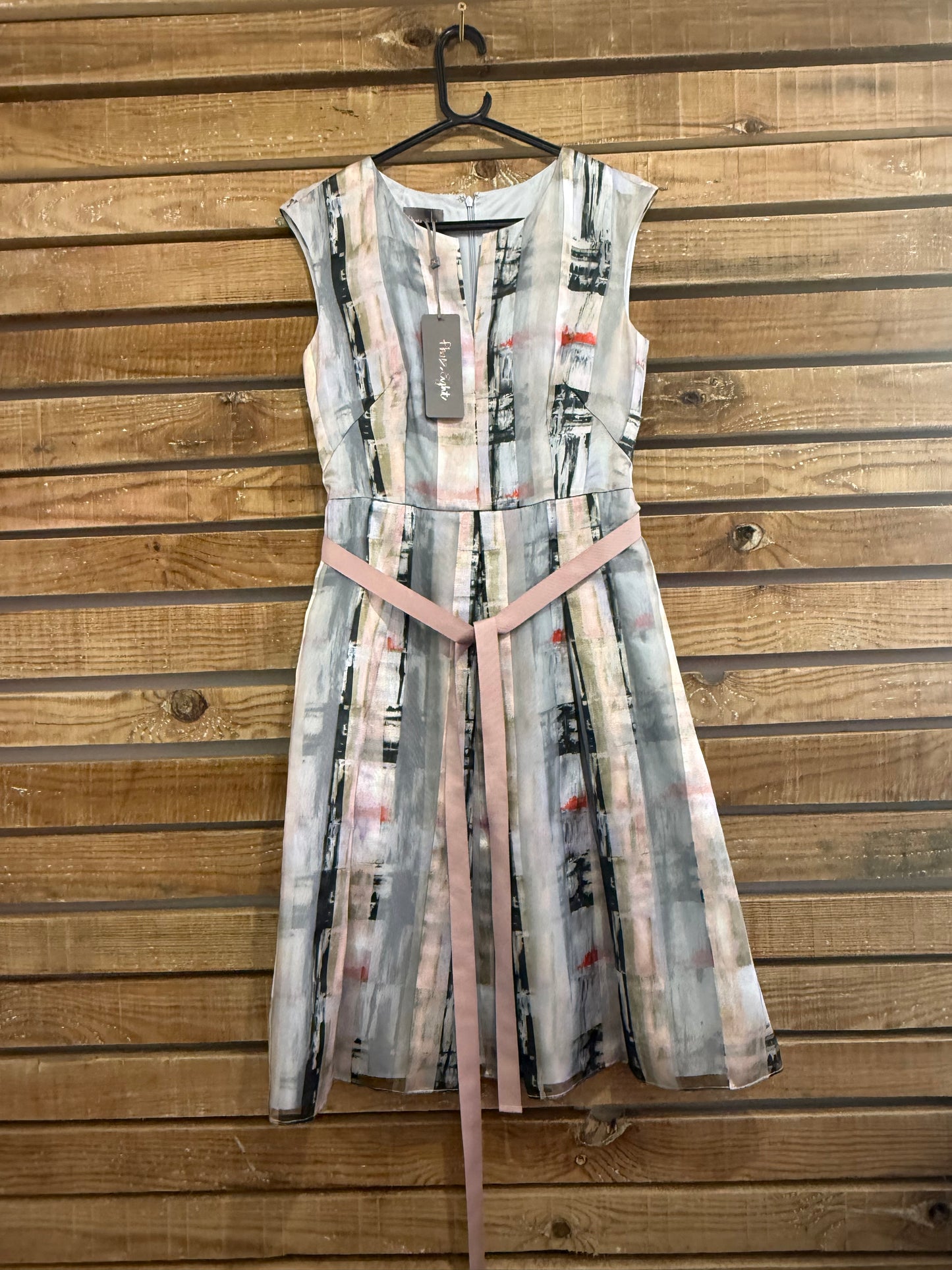 BNWT Phase Eight swing dress, 50s style. Size 10.