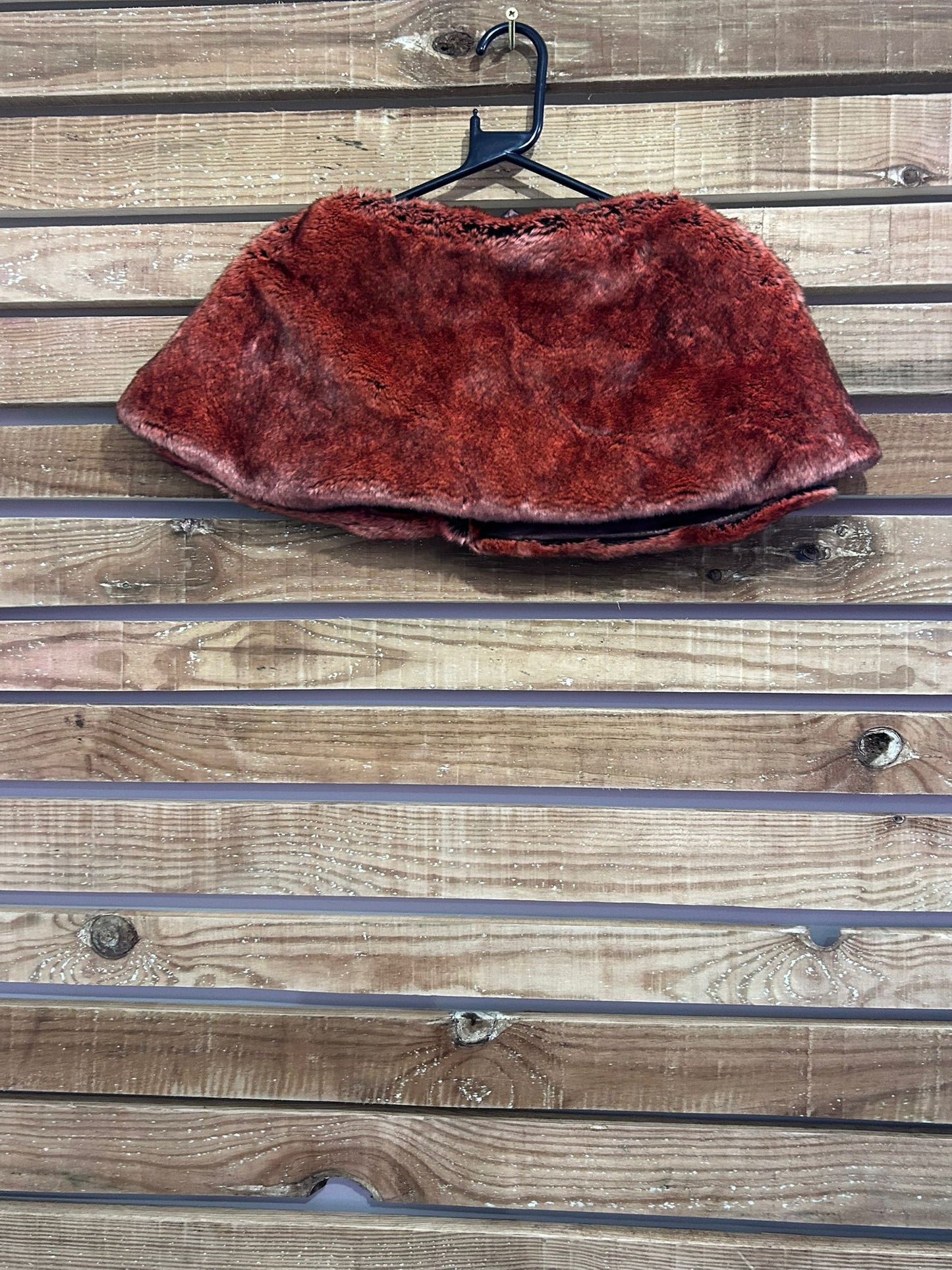 Vintage Y2K Faux Fur cape/ shawl. Free sizing. Christmas/ party