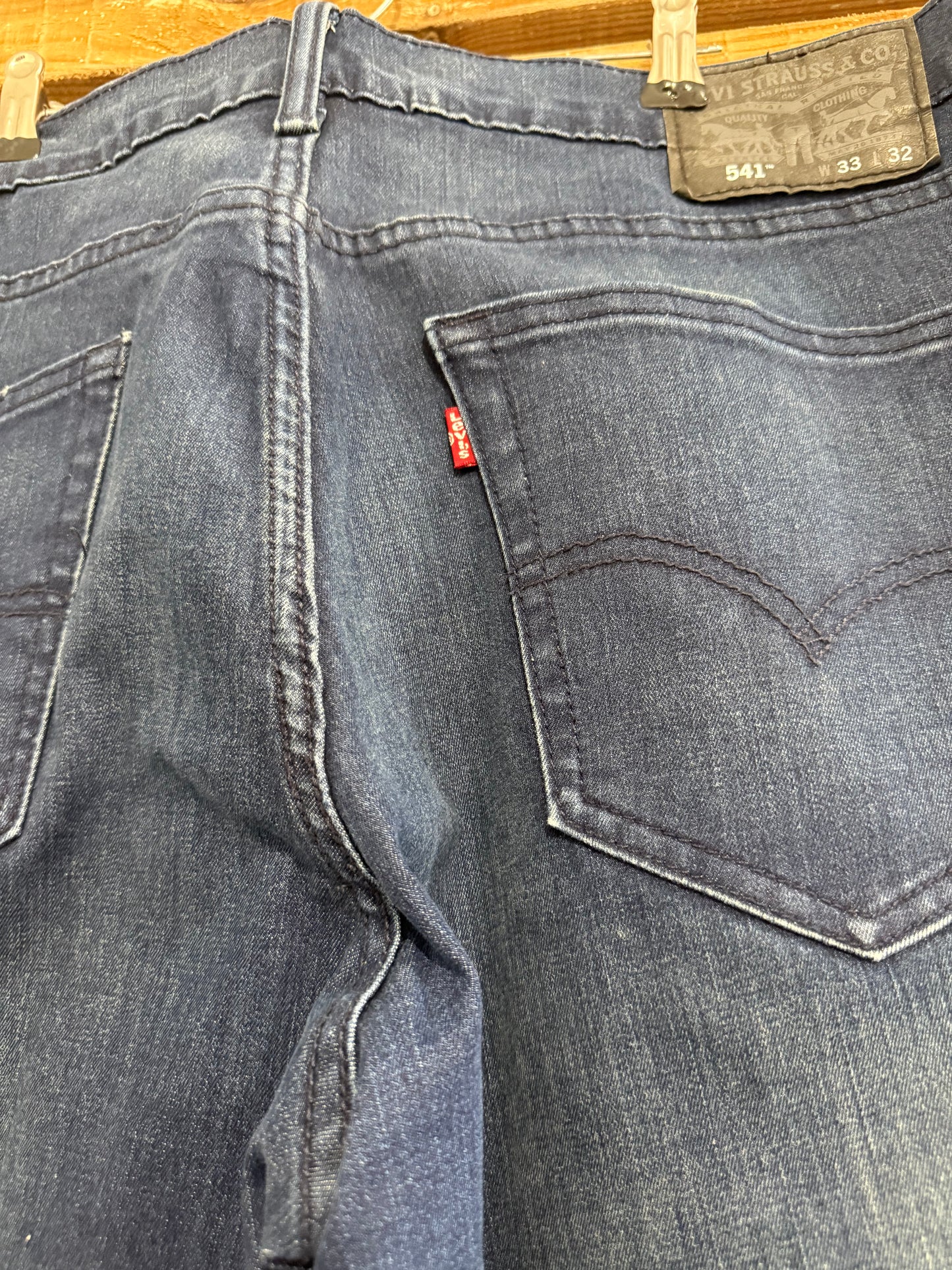 Vintage 90s Levi’s 541 Dark Blue/ Indigo Jeans. Waist 34” leg 31.5”