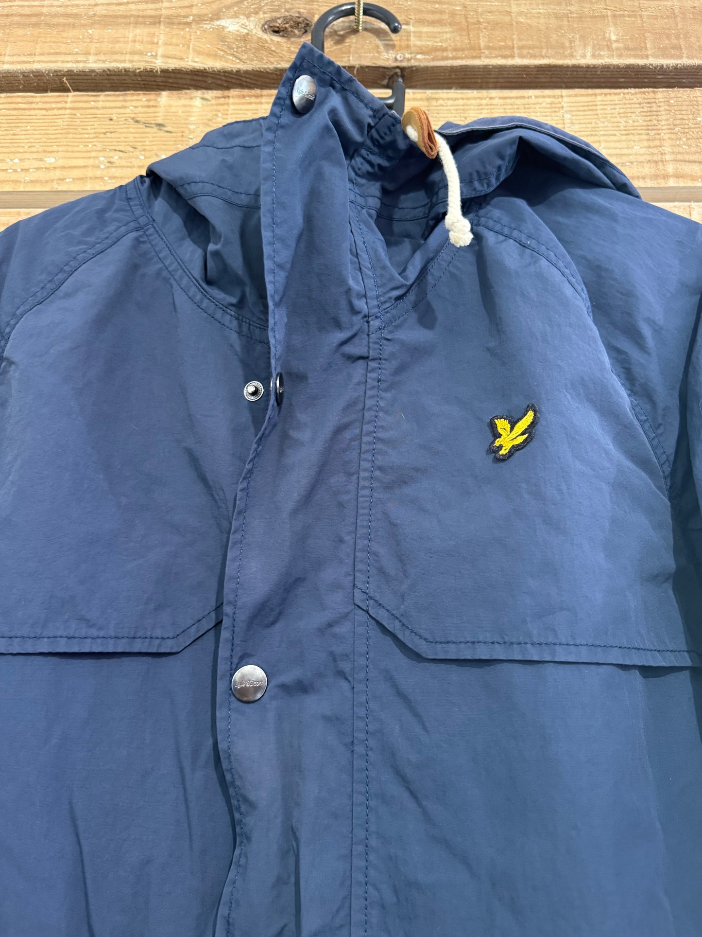 Vintage Y2K Lyle & Scott hooded parka jacket. Navy blue. Size large.