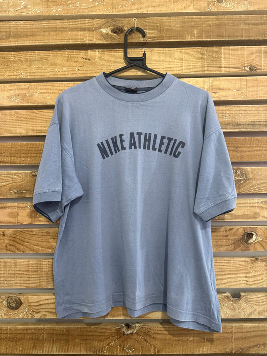 Vintage Y2K Nike Athletic sports top/ t-shirt. Size Large.
