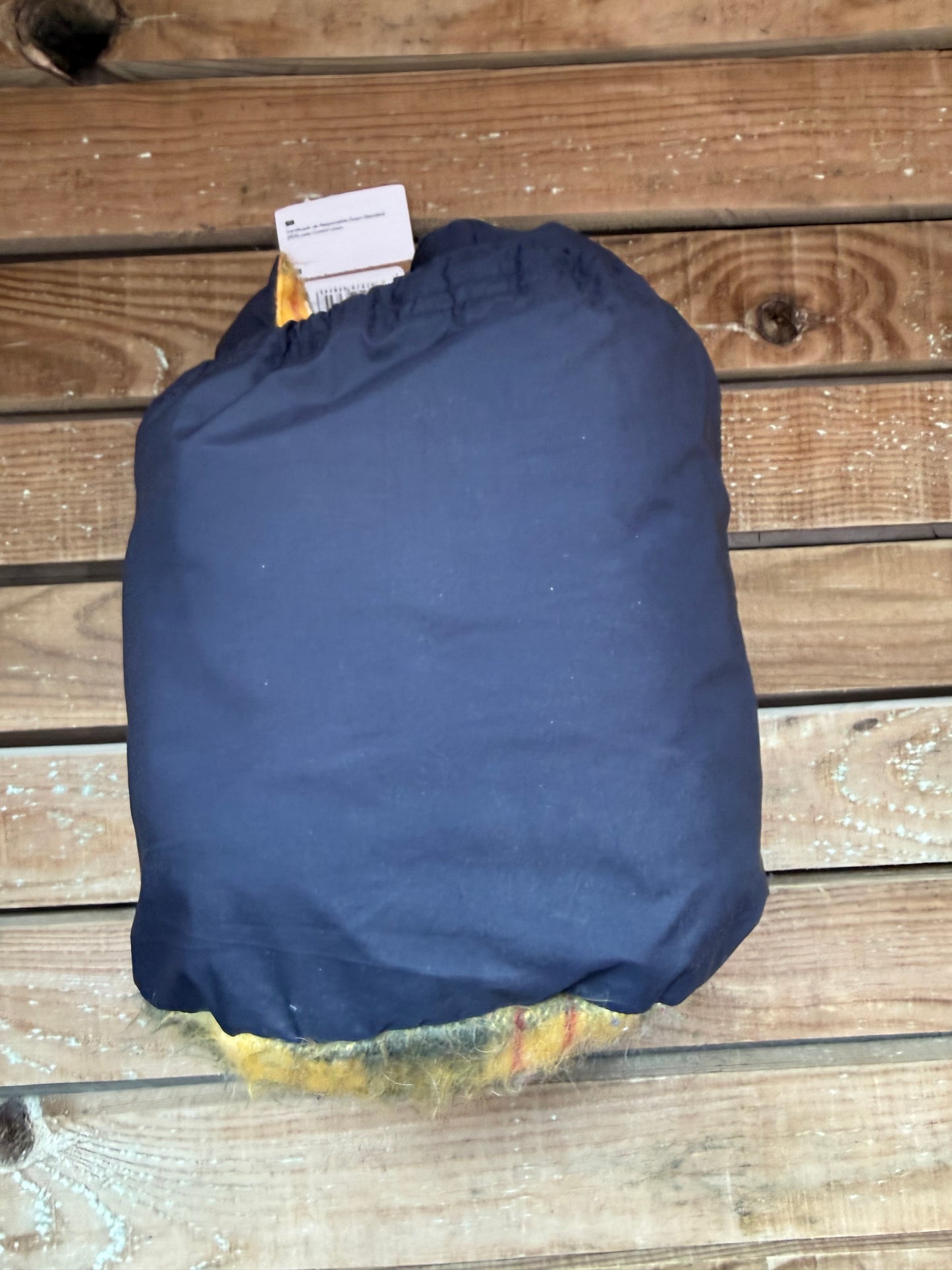 BNWT The North Face padded down scarf with bag. Checked yellow.
