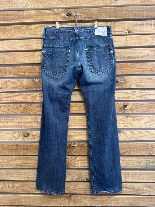 Vintage Y2K Replay straight leg blue jeans. Waist 33”, leg 33”