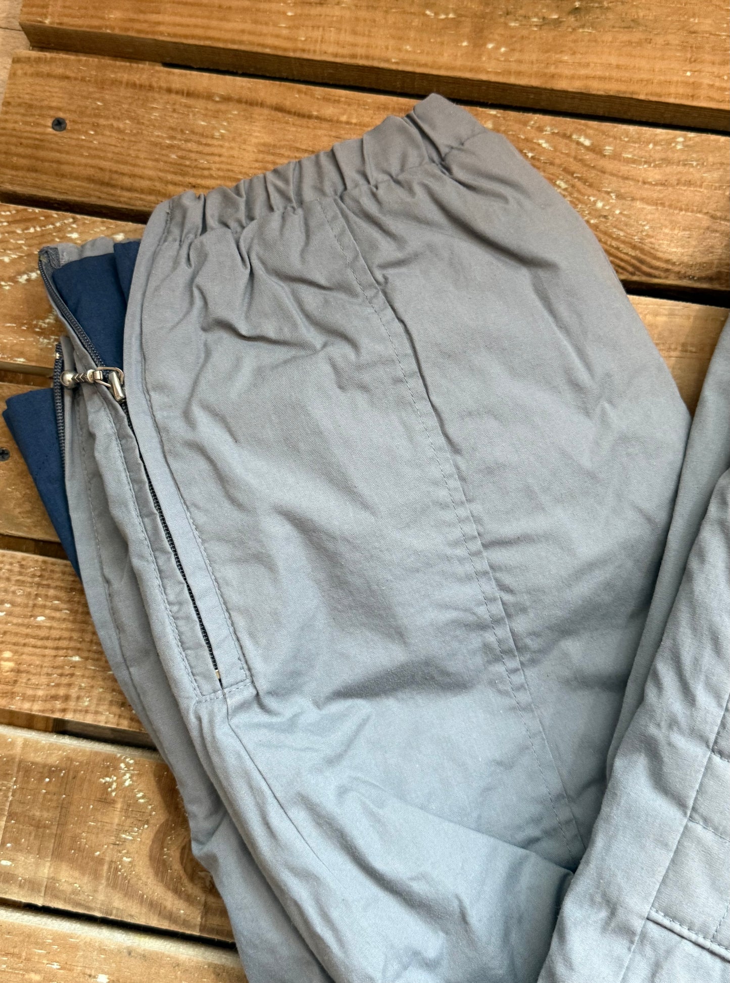 Vintage 90s Walk about ski pants. Sallopettes/ snow pants. Trousers. Size Large.