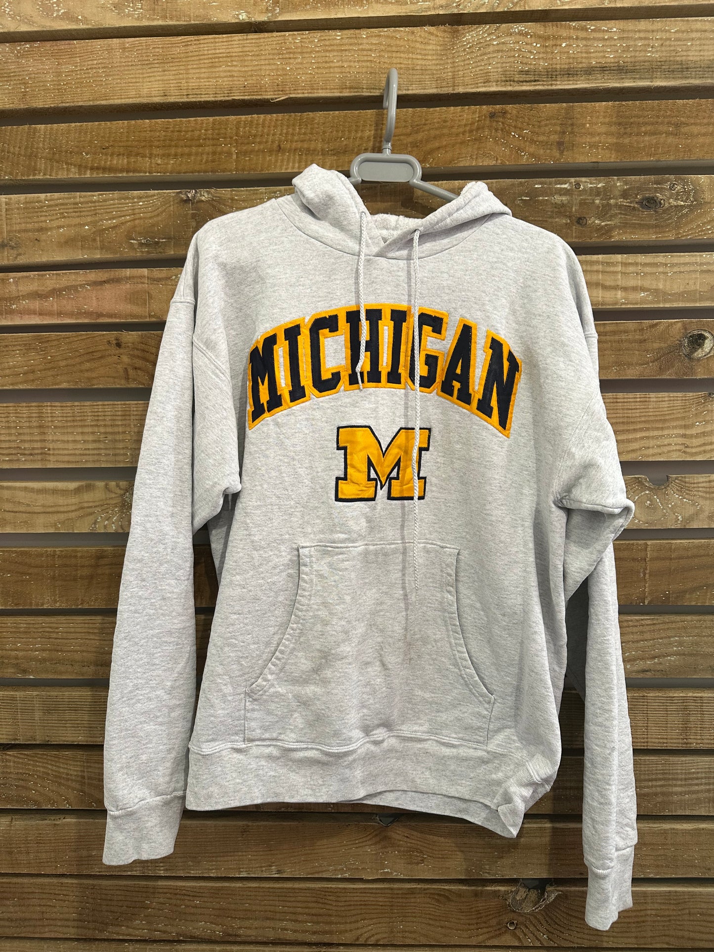 Vintage 90s Michigan University  hoodie/ hooded sweater. USA/ American. Grey Size Medium