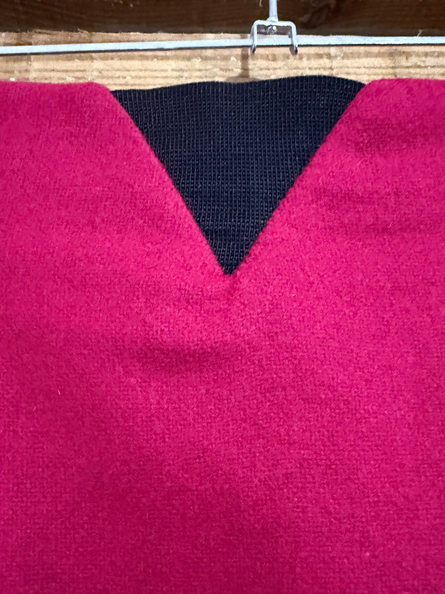 Vintage 80s Jonathan Logan wool skirt. Pink. Waist 31” size UK10-12