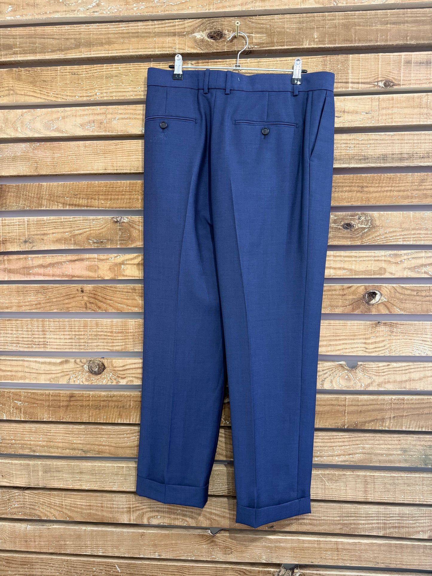 Alexander McQueen wool smart suit trousers. 32” waist. 30” leg. Size UK12. Blue.