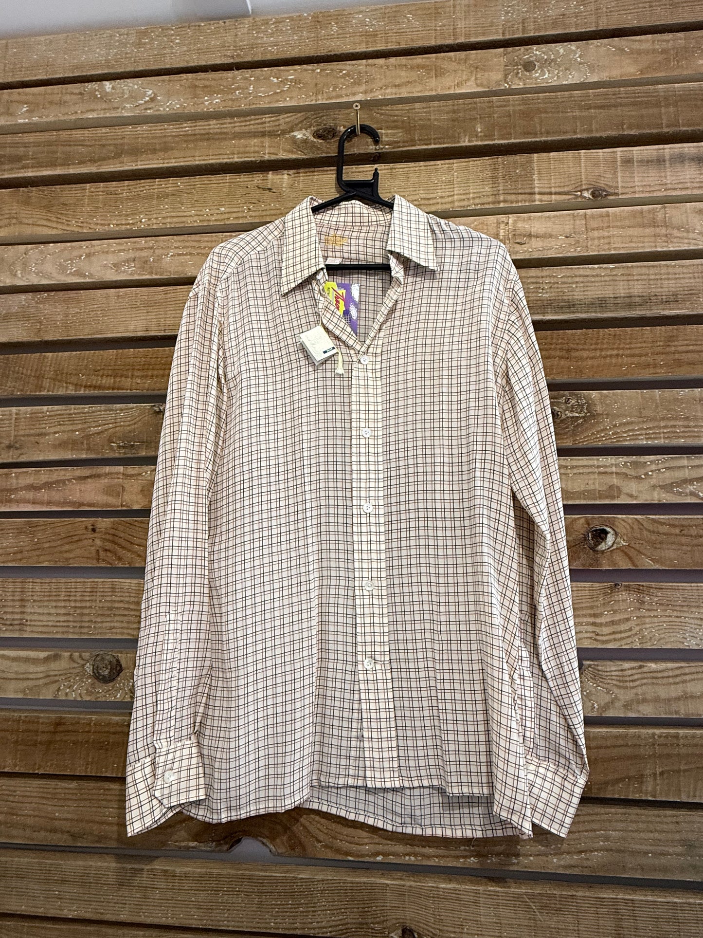 Vintage 80s deadstock crepe de silk checked cream patterned button up shirt. Size Large.