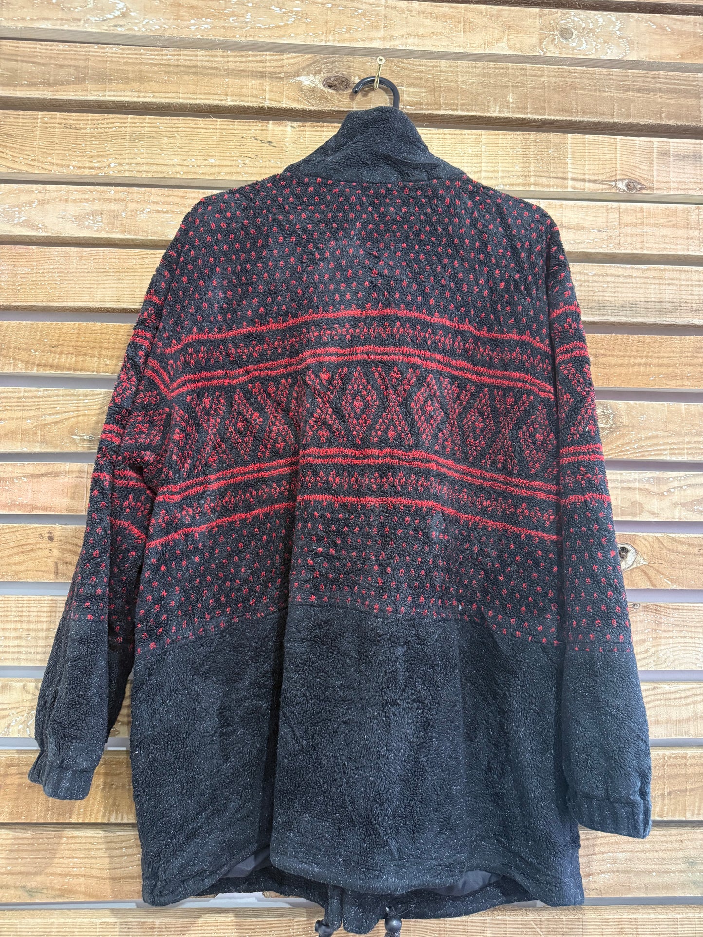Vintage 90s red and black patterned zip up fleece jacket. Size Large